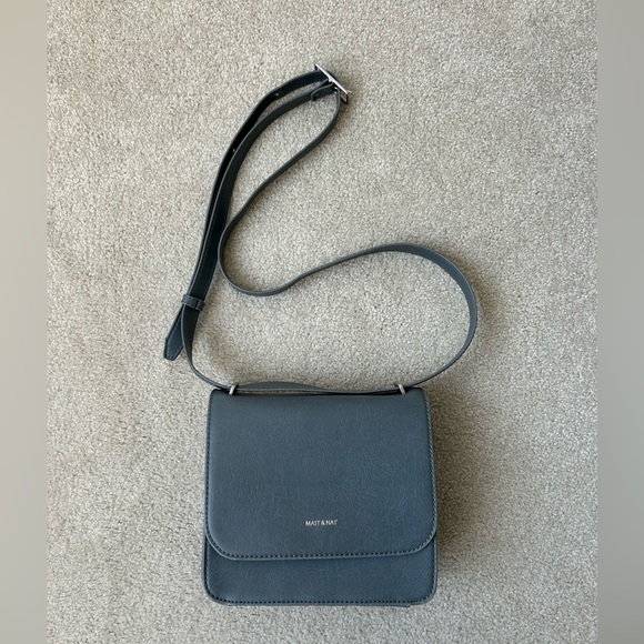 Matt and Nat Scarlett Crossbody - Vintage Collection blue washed - Picture 1 of 15